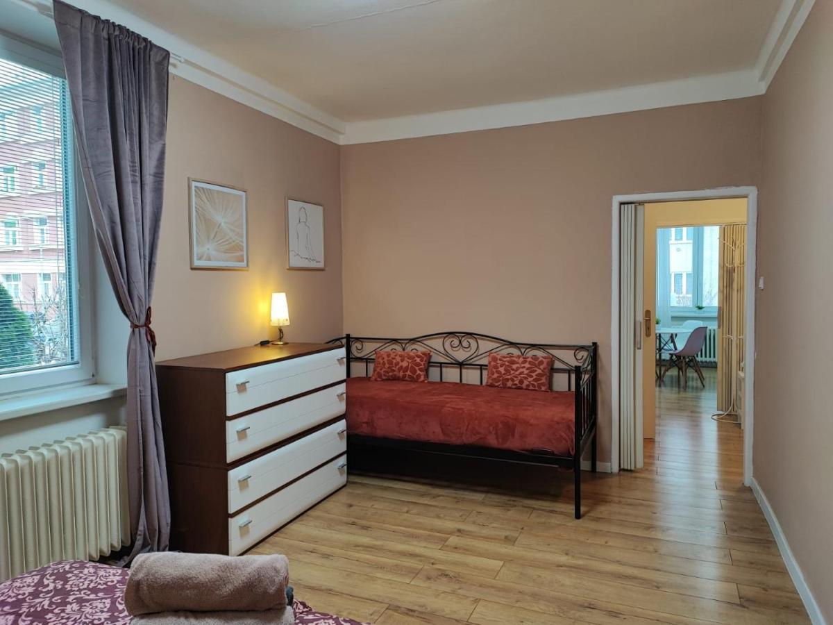 Apartment Praskova 12